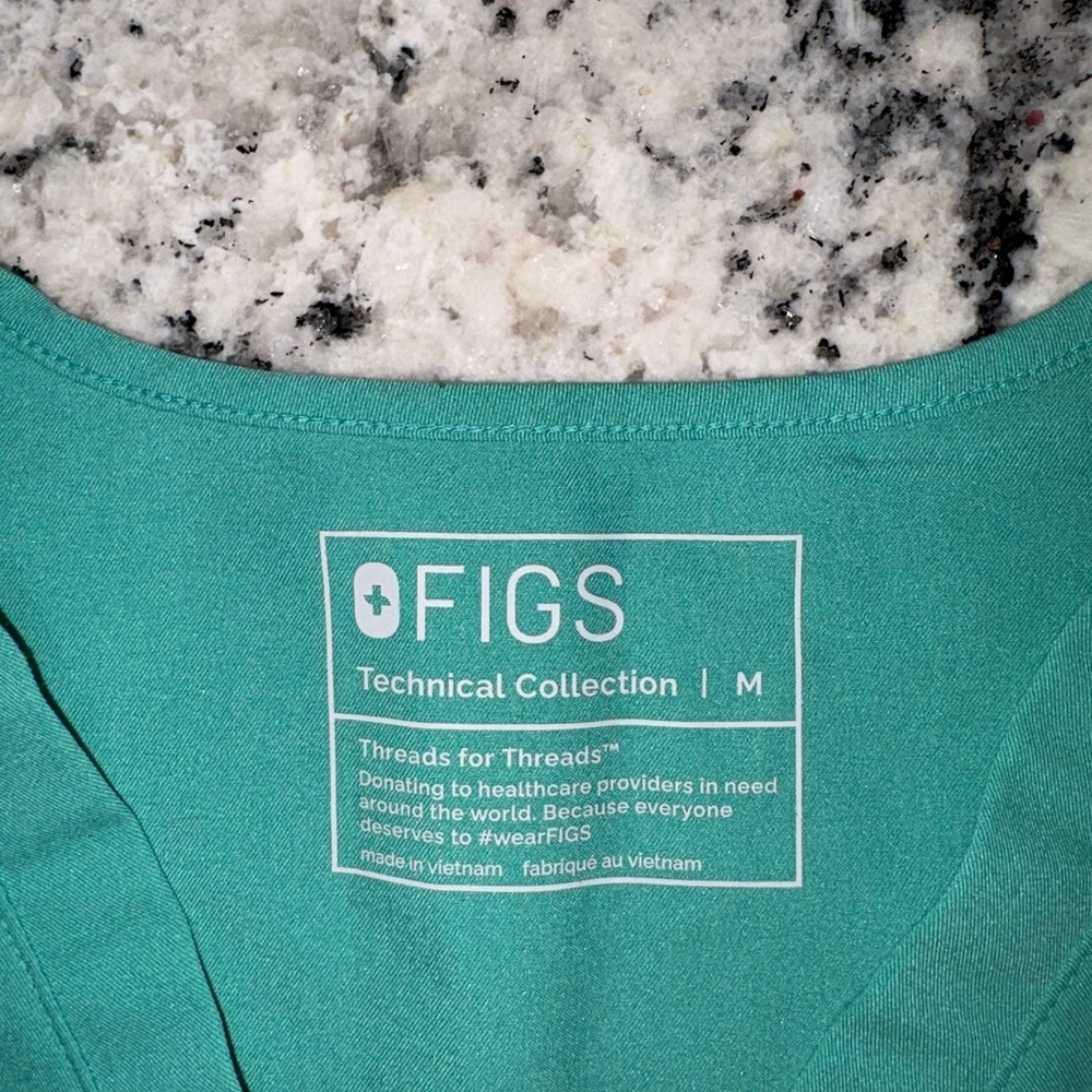 Figs Women's Scrub Top - Picture 2 of 5